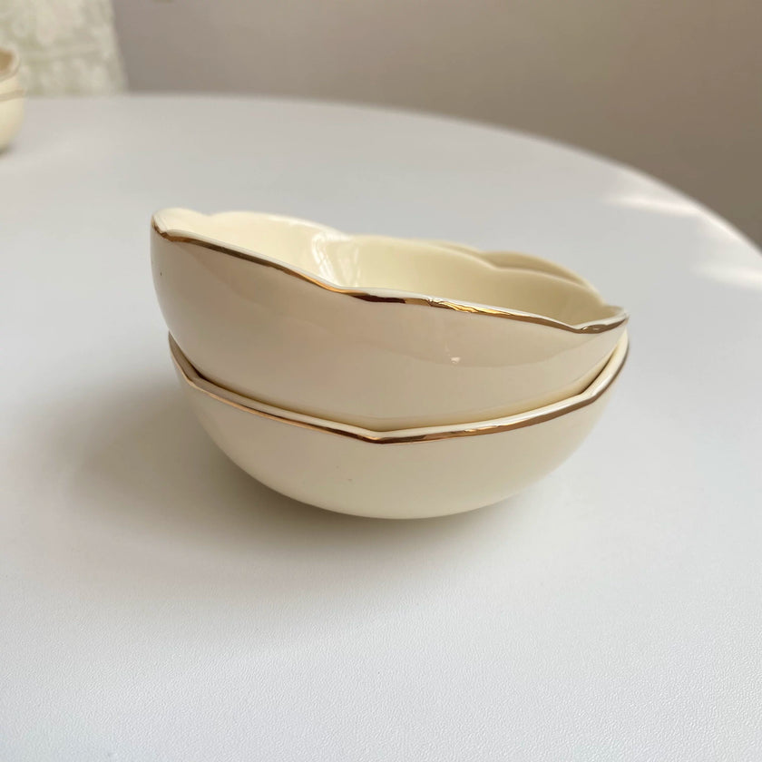 Cream Scalloped Gold Rim Dish - product view 1