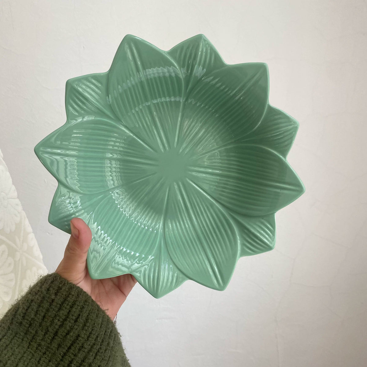 Green Lotus Petal Deep Plate