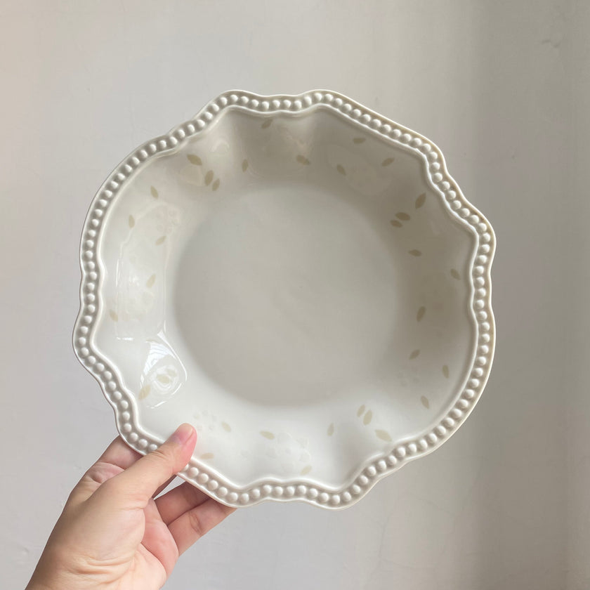 Grey Leaf Dinner Plate