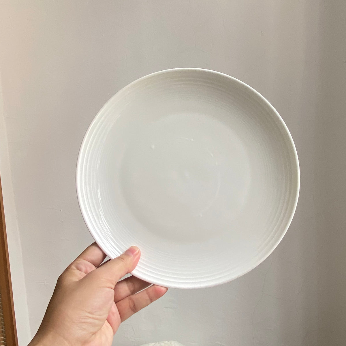 White Ribbed Dinner Plate