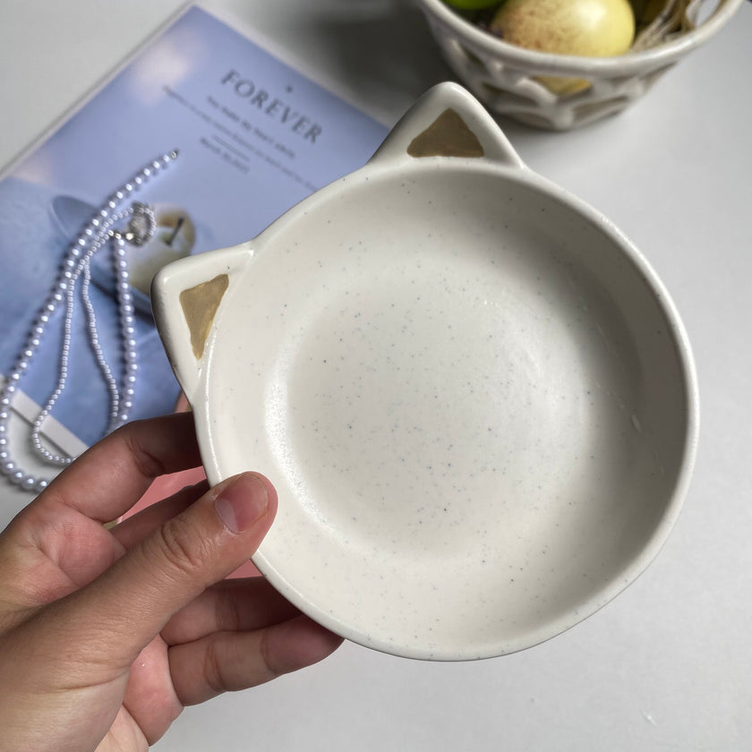 White Cat Ear Small Dish - product view 1