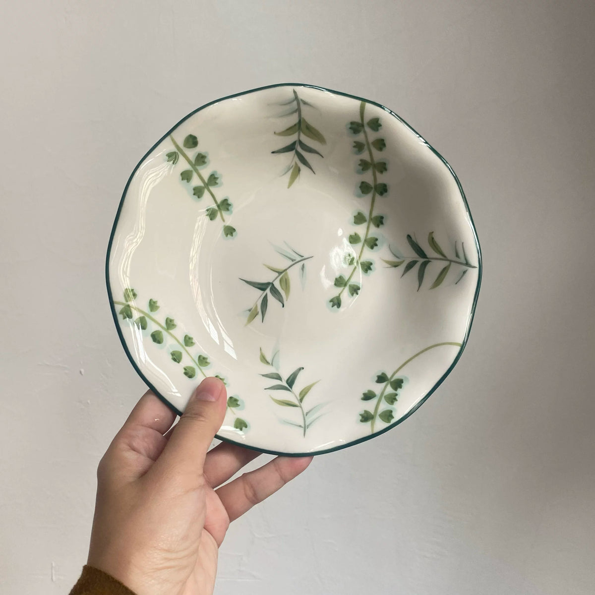 Green Floral Scalloped Deep Plate
